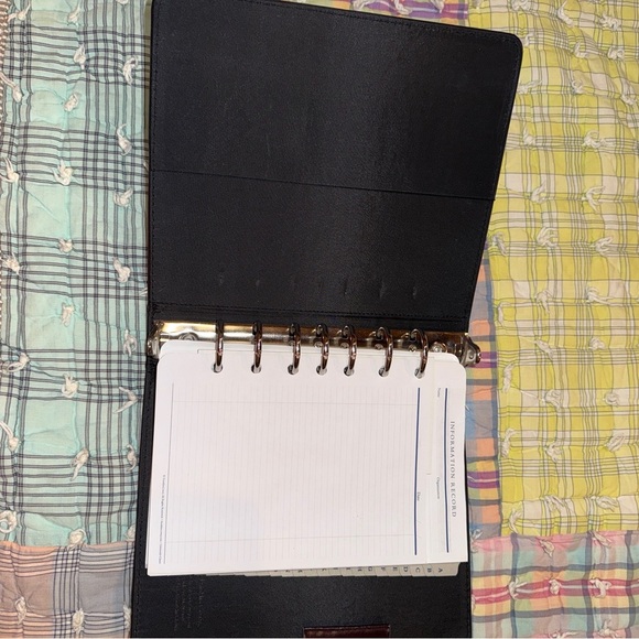 Franklin Covey Starter Binder - Picture 5 of 16